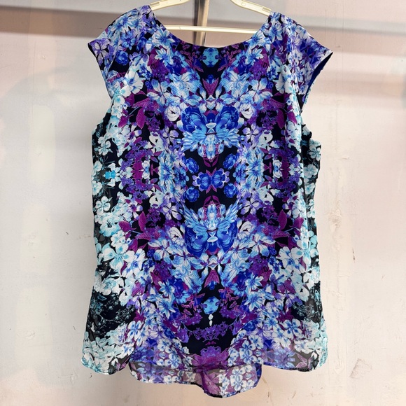 Dressbarn blue floral design blouse size 2X womens in good condition - Picture 4 of 4